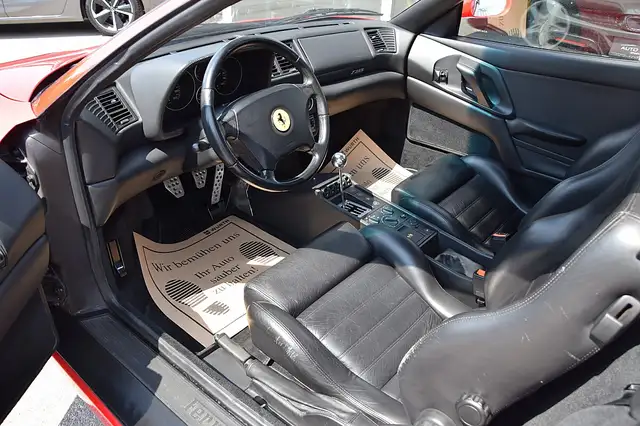 1995 Rosso Berlinetta Manual 2.7 - photo 2