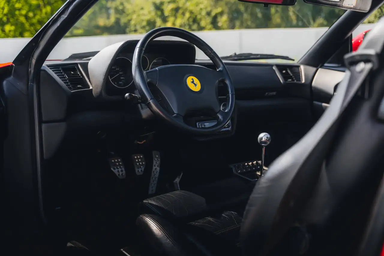 1996 Rosso GTS Manual - photo 2
